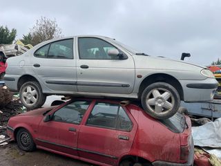 RENAULT MEGANE-thumb-12