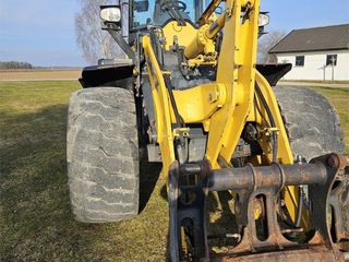 Φορτωτής Με Λάστιχα Komatsu 2016 WA200-7-thumb-3