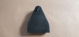 VOLKSWAGEN PASSAT 96-00 AUDI A4 A6 4B5860285D 3B5860285B ΒΑΣΗ ΤΡΙΓΩΝΟΥ ΠΟΡΤ ΜΠΑΓΚΑΖ