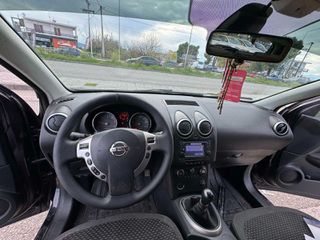 Nissan Qashqai 2009-thumb-6