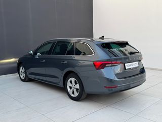 Skoda Octavia 2021 2.0 TDI-thumb-7