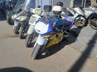 Yamaha YZF-R6 2000-thumb-3
