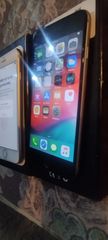 ΚΙΝΗΤΟ Apple 2 εκθεσιακά  κινητά 150 ευρώ έκαστος σε άριστη κατασκευή Apple ασημένιο μεταλλικό 0682 και λευκό πέρλα με χρυσό με φορτιστές σε κουτί καινούργια Αν θέλετε να δείτε όλες τις αγγελίες μου
