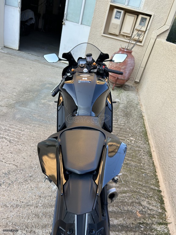 Yamaha YZF - R 7 2024