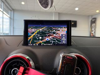 Audi RS3 2019-thumb-40