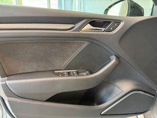 Audi RS3 2019-thumb-23