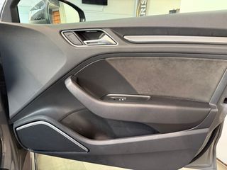 Audi RS3 2019-thumb-32