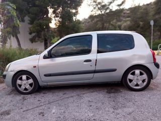 Renault Clio 2002 CLIO 1.2 16V