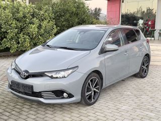 Toyota Auris 2019 1.2cc 116hp turbo EDITION S ! ! !-thumb-3