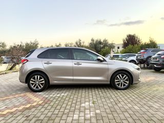 Hyundai i 30 2017 Style 1.6 CRDI 7-DCT-thumb-6