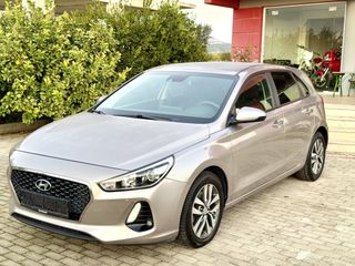 Hyundai i 30 2017 Style 1.6 CRDI 7-DCT-thumb-12
