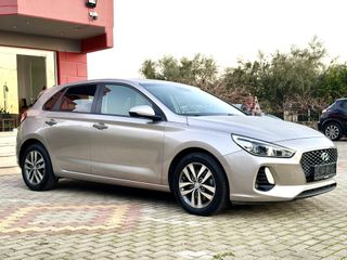 Hyundai i 30 2017 Style 1.6 CRDI 7-DCT-thumb-1