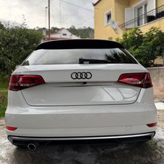Audi A3 2019-thumb-11