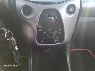 Toyota Aygo 2015 1.0 X-PLAY TOUCH X-SHIFT-thumb-24