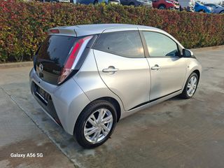Toyota Aygo 2015 1.0 X-PLAY TOUCH X-SHIFT-thumb-10