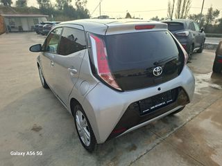 Toyota Aygo 2015 1.0 X-PLAY TOUCH X-SHIFT-thumb-12
