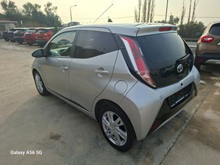 Toyota Aygo 2015 1.0 X-PLAY TOUCH X-SHIFT-thumb-14