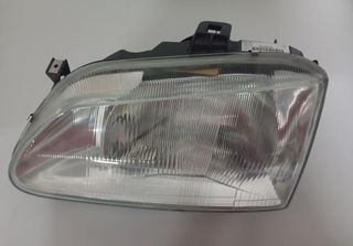 ΑΡΙΣΤΕΡΟΣ ΦΑΝΟΣ MEGANE 96-99