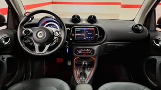 Smart ForTwo 2021 EQ / LED / PANORAMA / NAVIGATION-thumb-16