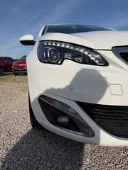 Peugeot 308 2018-thumb-4
