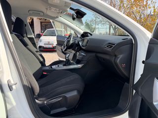 Peugeot 308 2018-thumb-16
