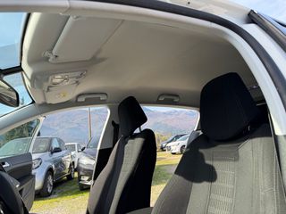 Peugeot 308 2018-thumb-32