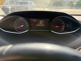 Peugeot 308 2018-thumb-33