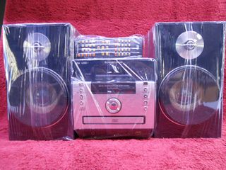SCHAUB LORENZ DVM2600-CU STEREO SYSTEM WITH DVD