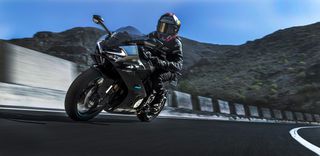 CFmoto 675 SR-R 2026-thumb-3