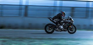 CFmoto 675 SR-R 2026-thumb-5