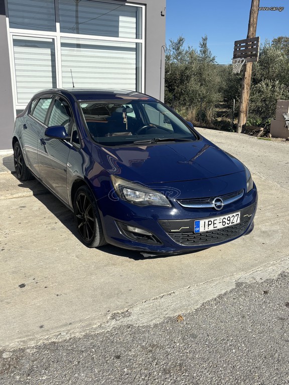 Opel Astra 2014