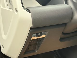 Land Rover Defender 2022 110 Panorama/Airsusp./Meridian-thumb-26