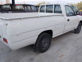 Toyota Hilux 2001 4X2-thumb-3