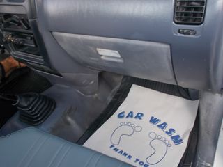 Toyota Hilux 2001 4X2-thumb-8