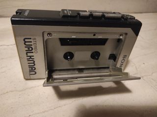 Sony walkman WM-1 (1981)