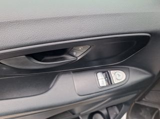 Mercedes-Benz Vito 2018 110 CDI-thumb-14
