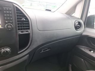 Mercedes-Benz Vito 2018 110 CDI-thumb-26