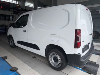 Opel Combo 2022-thumb-9
