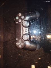Πωλείται playstation 4