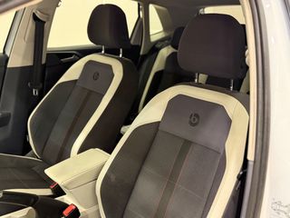 Volkswagen Polo 2018-thumb-5