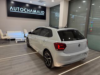 Volkswagen Polo 2018-thumb-10