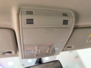 Volkswagen Polo 2018-thumb-12