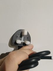 Δύο Καλώδια Ρεύματος UK (Αγγλικό) 2m - 5A Fuse - Αχρησιμοποίητα.Υψηλης αντοχης