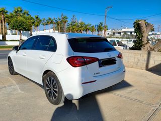 Mercedes-Benz A 160 2021-thumb-11