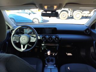 Mercedes-Benz A 160 2021-thumb-19