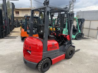Toyota 2004 1,5-thumb-3