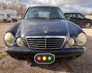 Mercedes-Benz E 200 2000 KOMPRESSOR AVANTGARDE