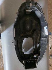ΚΟΥΒΑΣ ΣΕΛΑΣ ΓΙΑ PIAGGIO BEVERLY 300-350