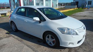 Toyota Auris 2010