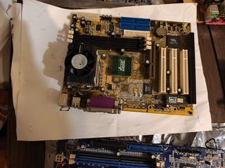 motherboard-thumb-2